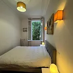 Apartment Beau 2 Pieces, Art Deco, Plein Centre Antibes