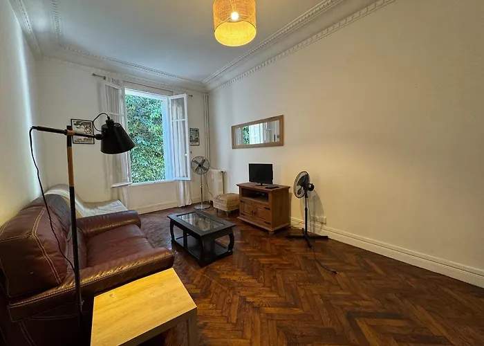 Beau 2 Pieces, Art Deco, Plein Centre Antibes